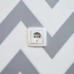 Jordforbindelse i stikkontakter – hvorfor det er livsvigtig sikkerhed